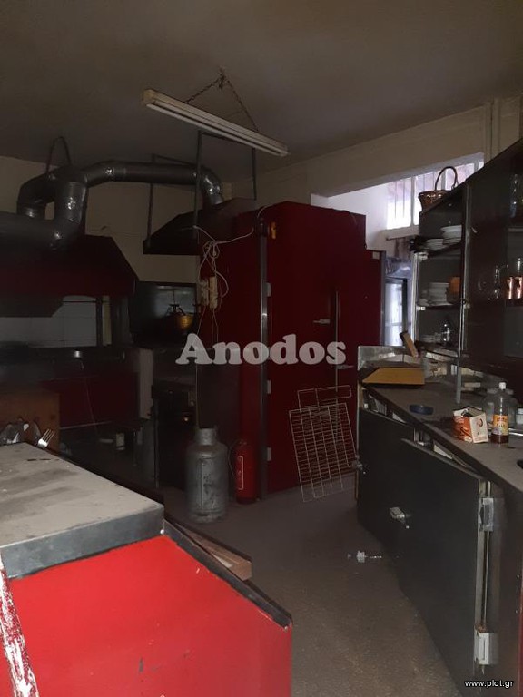Κατάστημα 100 τ.μ. προς ενοικίαση, Νεάπολη Νίκαιας Πειραιά