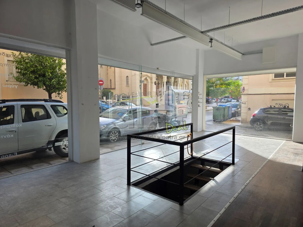 Κατάστημα 180 τ.μ. προς πώληση, Άγιος Διονύσιος