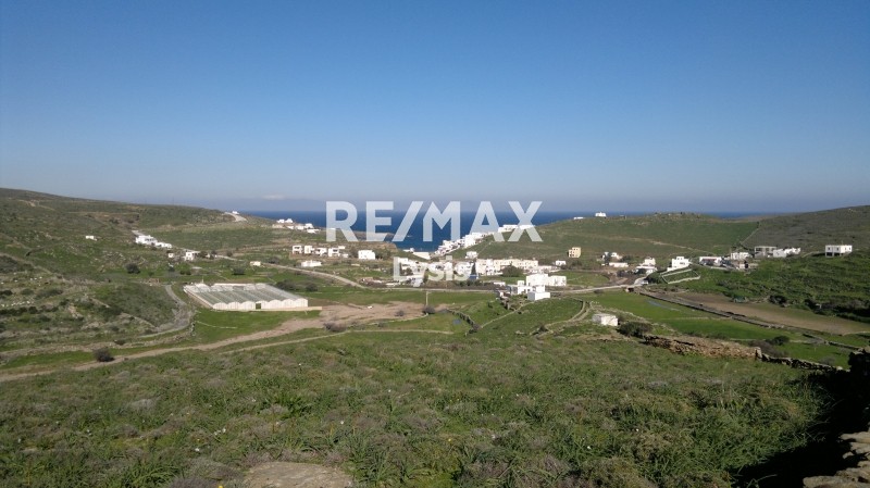Αγροτεμάχια 59.000 τ.μ. προς πώληση, Λουτρά Κύθνου