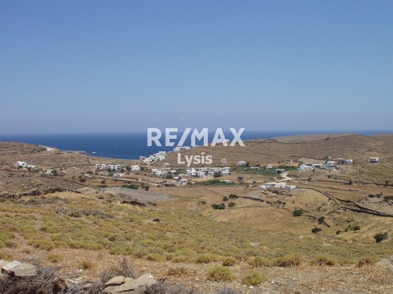 Αγροτεμάχια 59.000 τ.μ. προς πώληση, Λουτρά Κύθνου