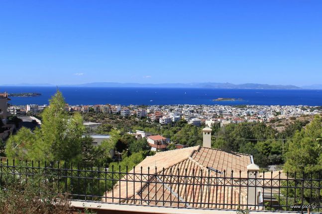 Maisonette 110 sqm for rent, Athens - South, Voula