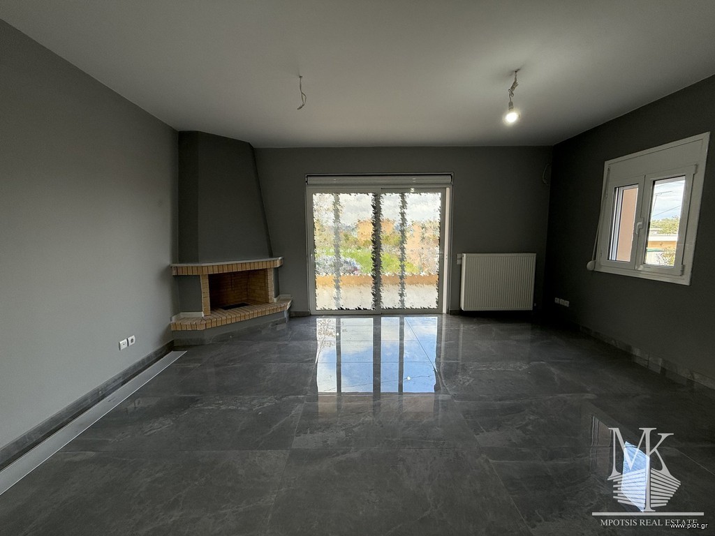 Μεζονέτα 170 τ.μ. πρός πώληση, Αττική - Υπόλοιπο, Ωρωπός