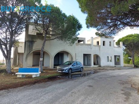 Κατάστημα 300 τ.μ. προς πώληση