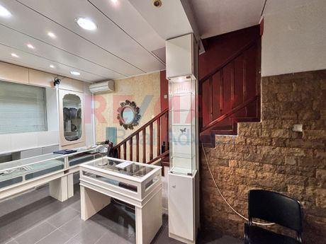 Store 62 sqm for sale