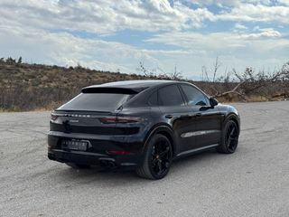 Porsche Cayenne 2021 COUPE GTS EDITION-thumb-3