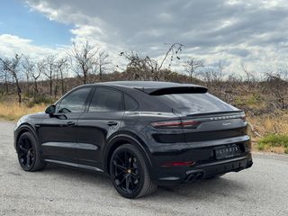 Porsche Cayenne 2021 COUPE GTS EDITION-thumb-4