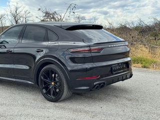 Porsche Cayenne 2021 COUPE GTS EDITION-thumb-5