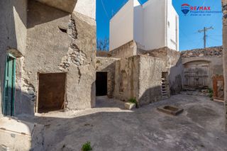 Συγκρότημα διαμερισμάτων 285 τ.μ. για πώληση, Κυκλάδες, Σαντορίνη-thumb-14