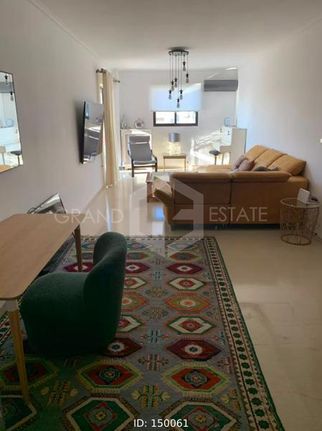 Apartment 85 sqm for rent, Athens - South, Palaio Faliro