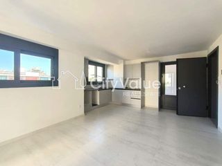 Διαμέρισμα 70 τ.μ. για πώληση, Πειραιάς, Καστέλλα-thumb-24