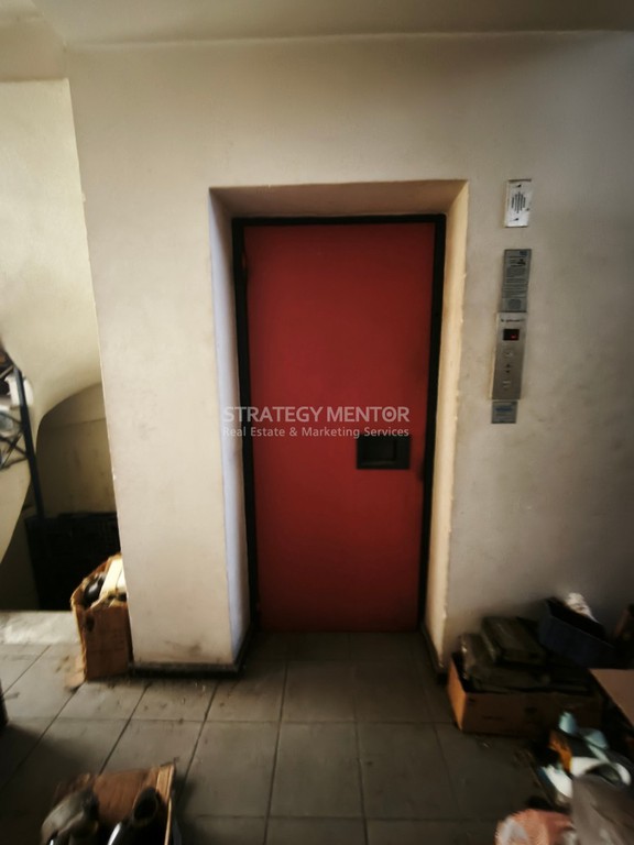 Επιχειρηματικό κτίριο 1.010 τ.μ. πρός πώληση, Αθήνα - Κέντρο, Αττική