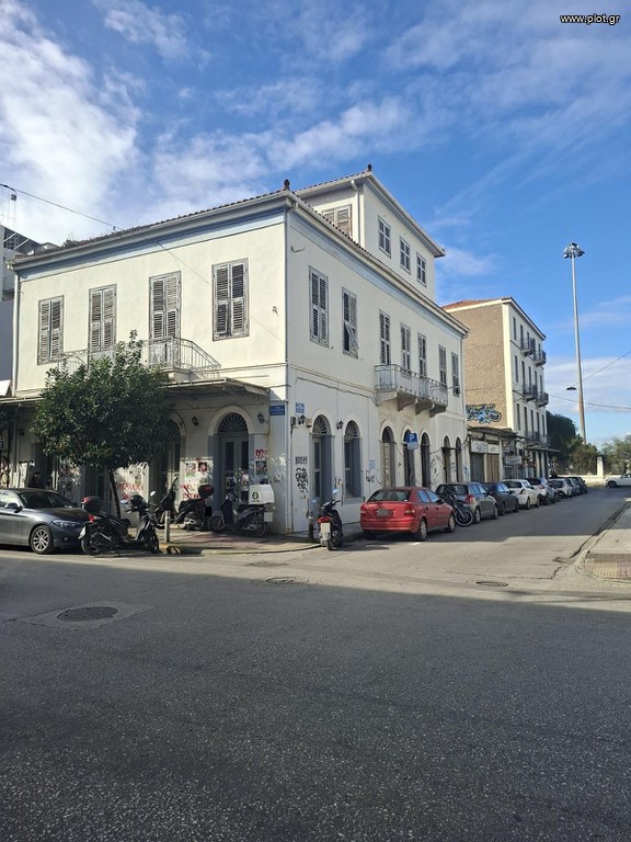Κατάστημα 534 τ.μ. προς ενοικίαση, Κέντρο Πάτρας