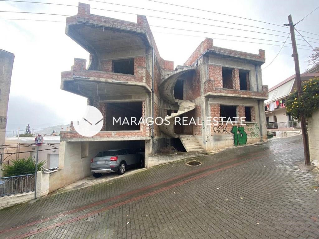 Συγκρότημα διαμερισμάτων 200 τ.μ. προς πώληση, Κέντρο Άργους