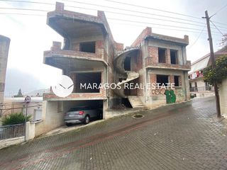Συγκρότημα διαμερισμάτων 200 τ.μ. για πώληση