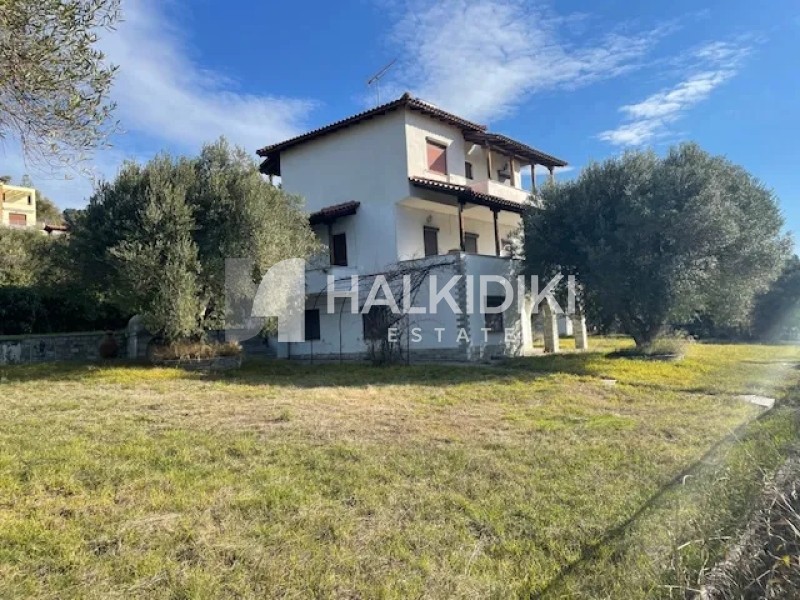 Μονοκατοικία 200 τ.μ. προς πώληση, Μόλες Καλύβες