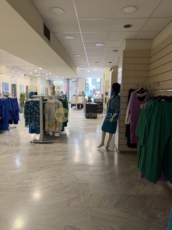 Κατάστημα 465 τ.μ. πρός ενοικίαση, Αθήνα - Βόρεια Προάστια, Αγία Παρασκευή