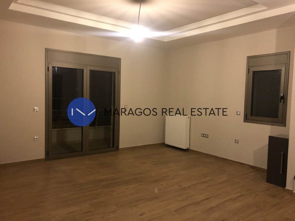 Μονοκατοικία 400 τ.μ. προς πώληση, Άγιος Αδριανός