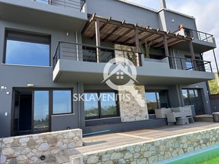 Μεζονέτα 440 τ.μ. πρός πώληση