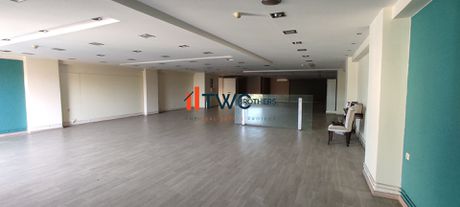 Office 240 sqm for rent