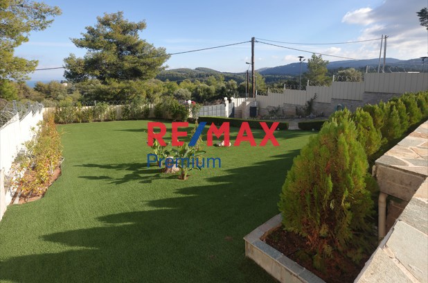 Βίλλα 250 τ.μ. πρός πώληση, Αττική - Υπόλοιπο, Μαρκόπουλο Ωρωπού