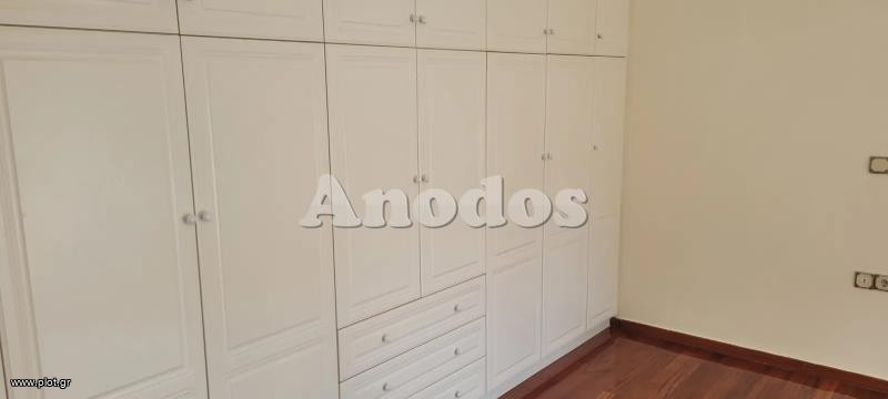 Μεζονέτα 230 τ.μ. πρός ενοικίαση, Αθήνα - Βόρεια Προάστια, Νέα Ερυθραία