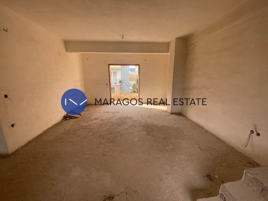 Συγκρότημα διαμερισμάτων 360,71 τ.μ. προς πώληση, Κέντρο Άργους