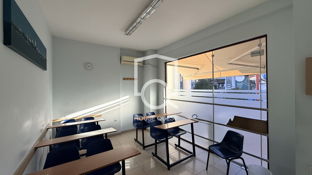 Επιχειρηματικό κτίριο 200 τ.μ. προς πώληση, Πεύκα Θεσσαλονίκης