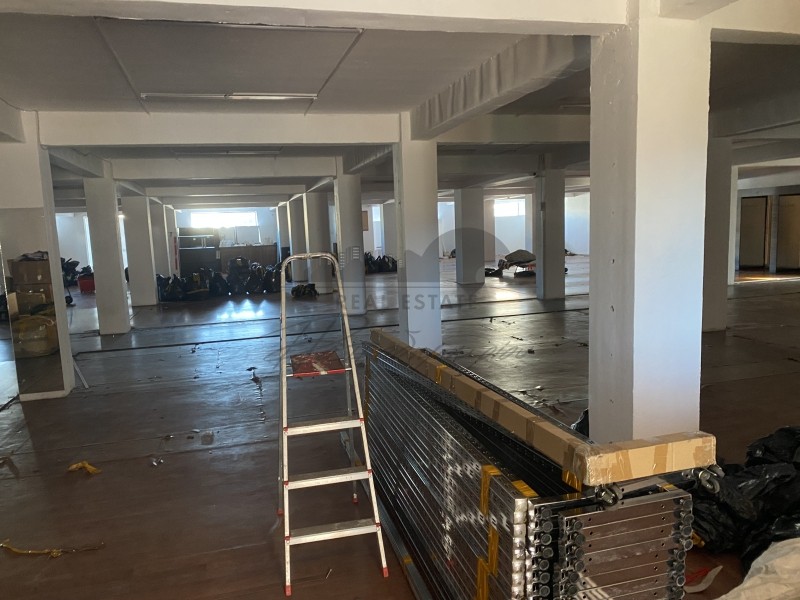 Κατάστημα 1.000 τ.μ. πρός πώληση, Μαγνησία, Βόλος