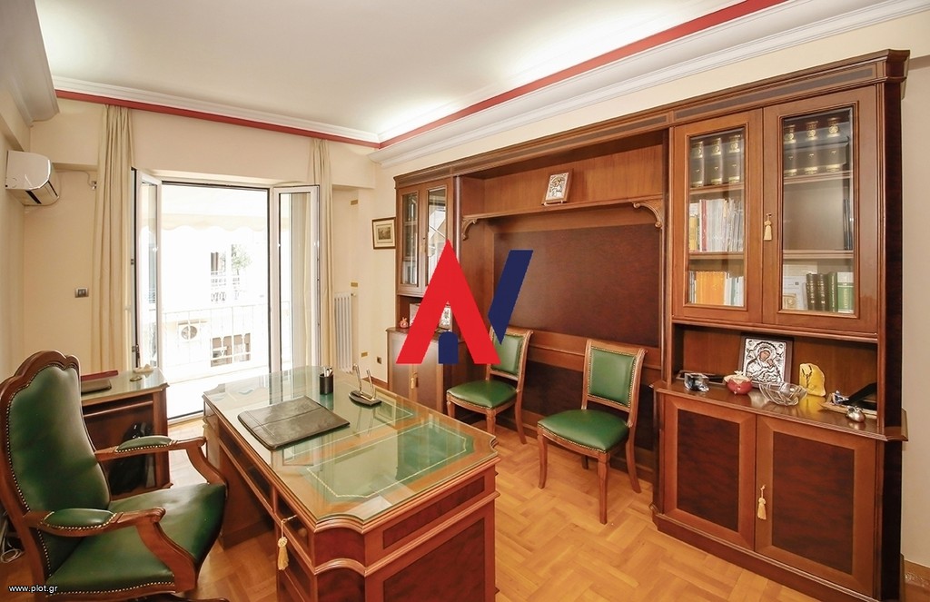 Γραφείο 142 τ.μ. προς πώληση, Κολωνάκι