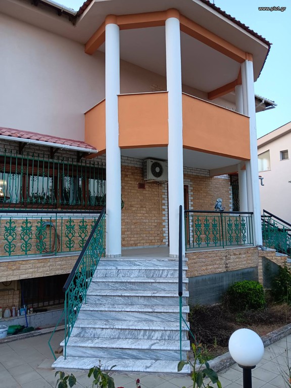 Μονοκατοικία 290 τ.μ. προς πώληση, Μικρόκαμπος Πικρολίμνης