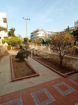 Οικόπεδο 700 τ.μ. πρός πώληση
