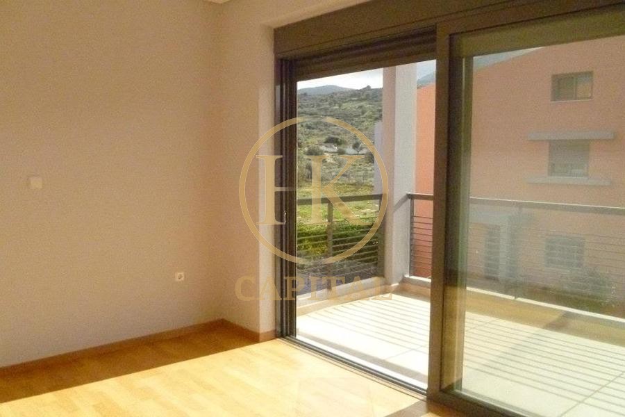 Μεζονέτα 240 τ.μ. προς πώληση, Κέντρο Καλυβίων Θορικού