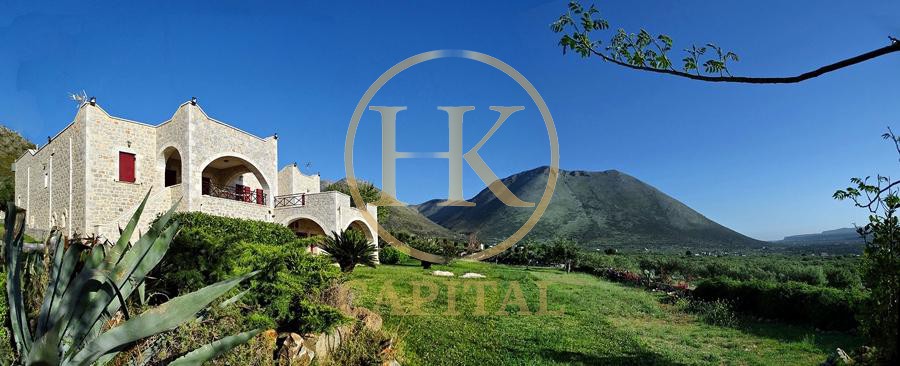 Κτίριο 250 τ.μ. προς πώληση, Μίνα