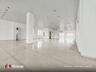 Κατάστημα 300 τ.μ. για ενοικίαση, Μεσσηνία, Καλαμάτα-thumb-5
