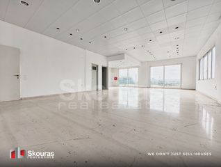 Κατάστημα 300 τ.μ. για ενοικίαση, Μεσσηνία, Καλαμάτα-thumb-8
