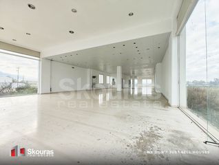 Κατάστημα 300 τ.μ. για ενοικίαση, Μεσσηνία, Καλαμάτα-thumb-4