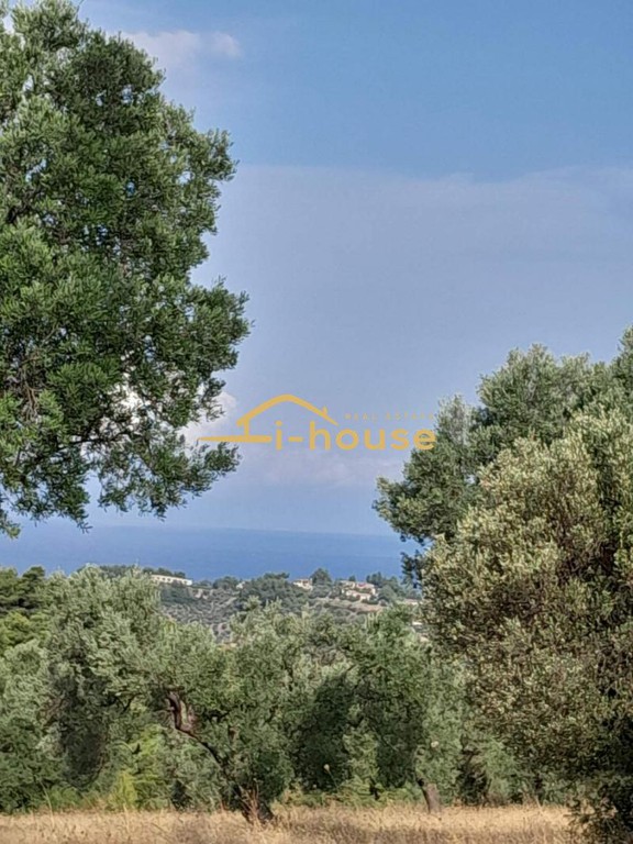 Αγροτεμάχια 5.870 τ.μ. προς πώληση, Καλάνδρα