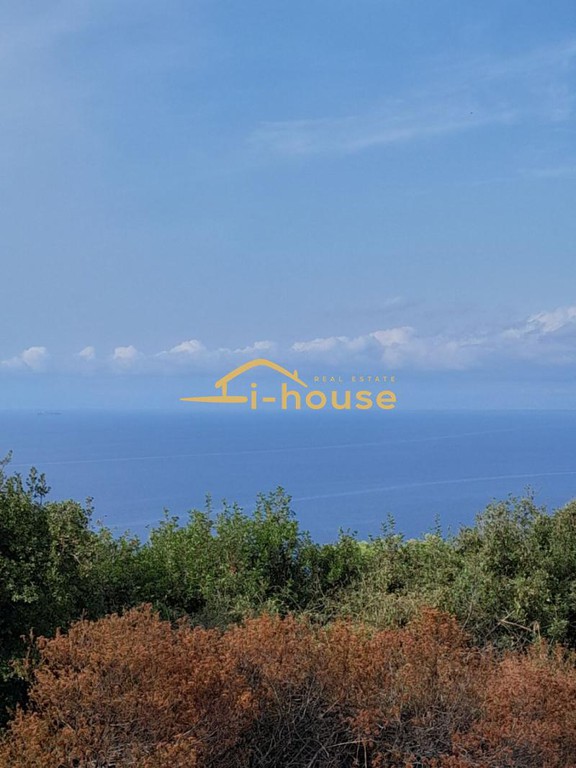 Αγροτεμάχια 5.870 τ.μ. προς πώληση, Καλάνδρα