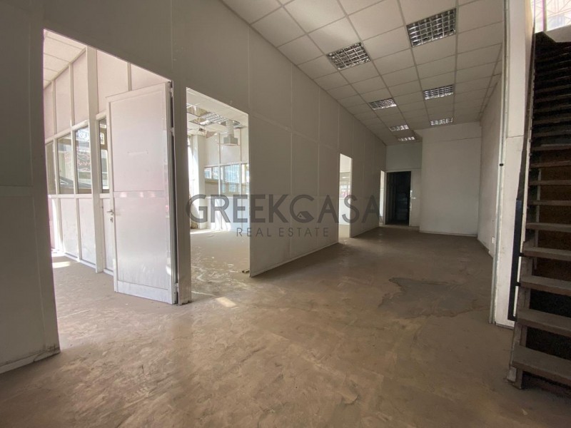 Επιχειρηματικό κτίριο 2.548 τ.μ. προς πώληση, Ερυθρός