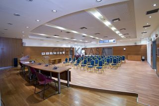 Επιχειρηματικό κτίριο 5.328 τ.μ. για πώληση