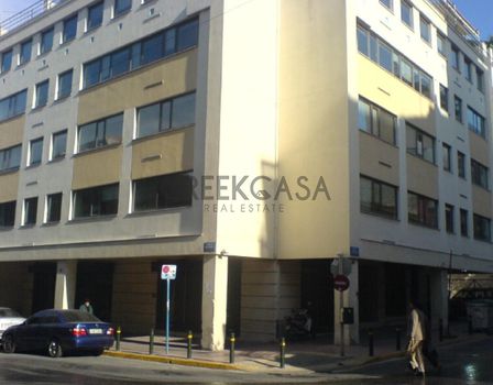 Business bulding 1.411 sqm for sale