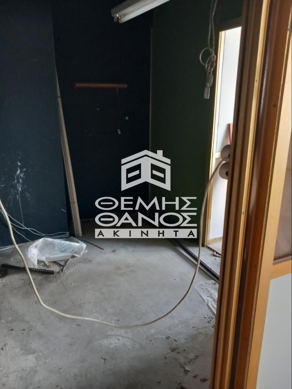 Επιχειρηματικό κτίριο 716 τ.μ. προς πώληση, Πλατεία Κολιάτσου