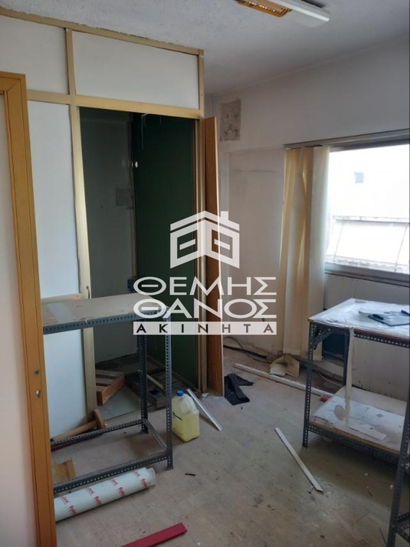 Επιχειρηματικό κτίριο 716 τ.μ. προς πώληση, Πλατεία Κολιάτσου
