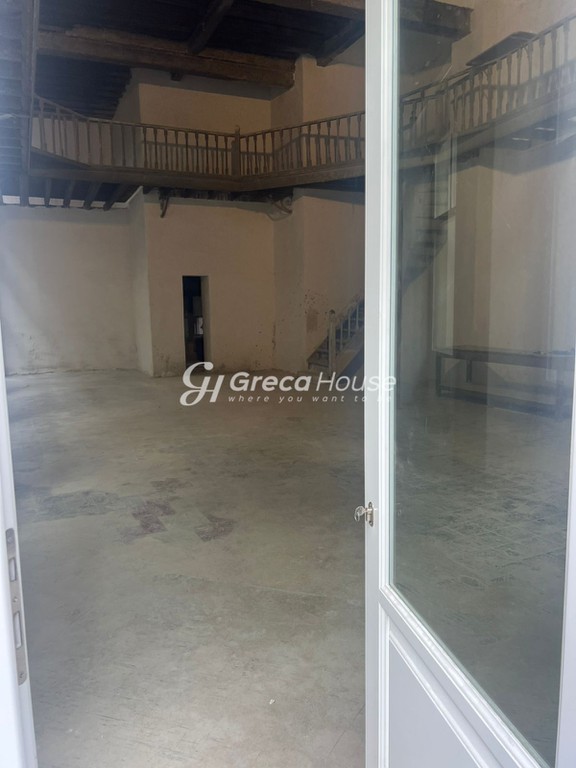 Επιχειρηματικό κτίριο 659 τ.μ. πρός ενοικίαση, Αθήνα - Κέντρο, Ιστορικό Κέντρο
