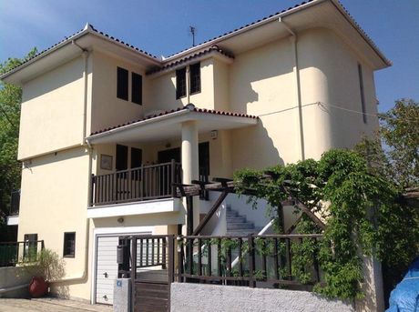 Μεζονέτα 360 τ.μ. προς πώληση
