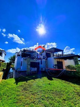 Villa 200 sqm for sale