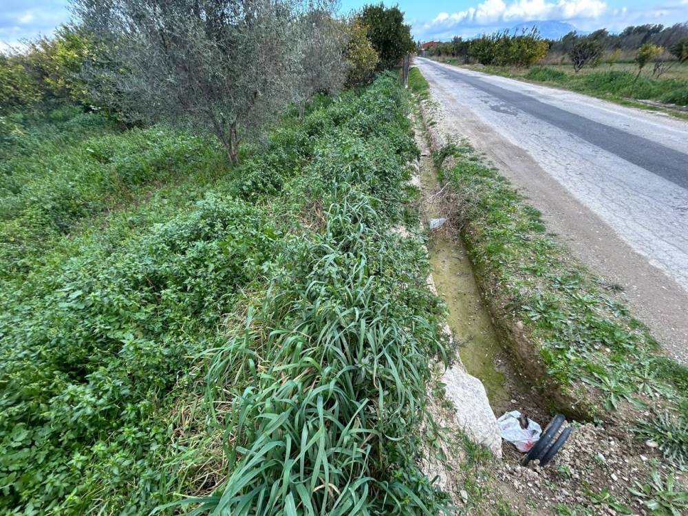 Αγροτεμάχια 3.379 τ.μ. πρός πώληση, Κορινθία, Σικυώνα