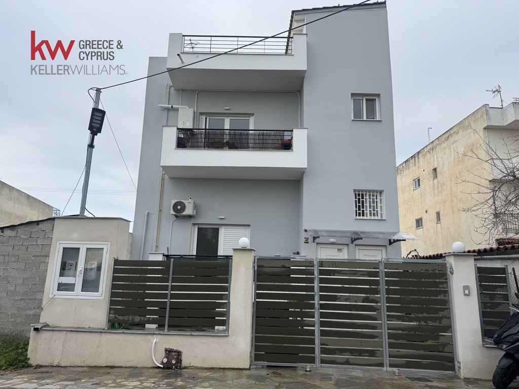 Κτίριο 403 τ.μ. προς πώληση, Λευκαντί