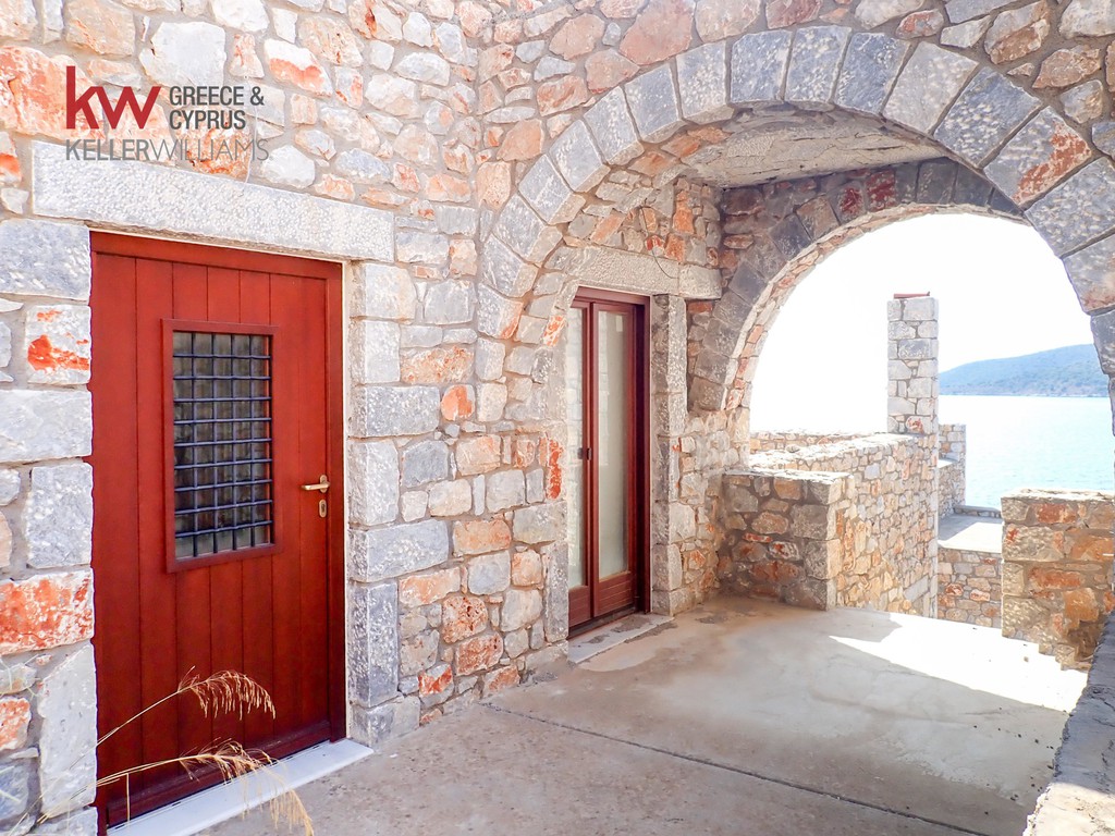 Συγκρότημα διαμερισμάτων 212,34 τ.μ. προς πώληση, Γύθειο
