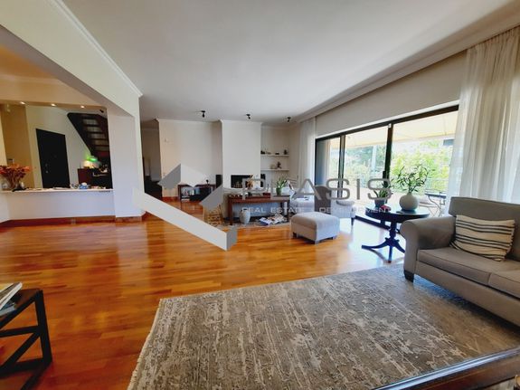 Maisonette 240 sqm for rent, Athens - South, Glyfada
